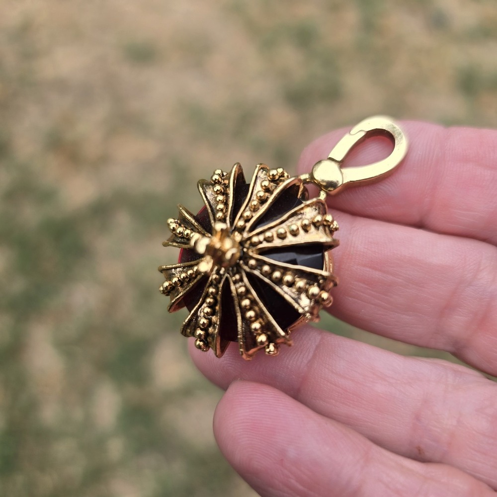 Juicy Couture 2004 Crown Ruby Stone Charm YJRU0001 "VIVA LA JUICY"